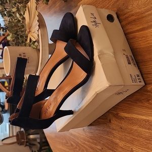 Style & Co Navy Suede Heels